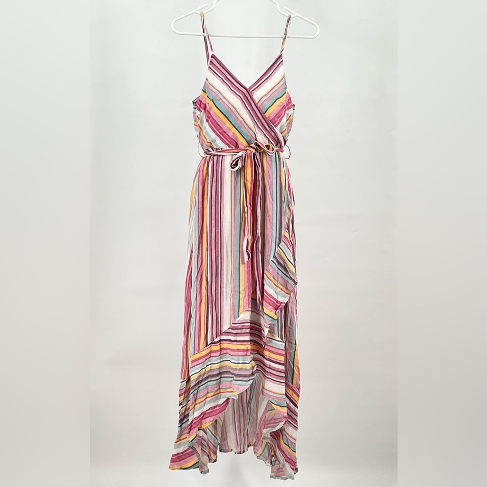 ANDREE BY UNIT Pink and White Textile